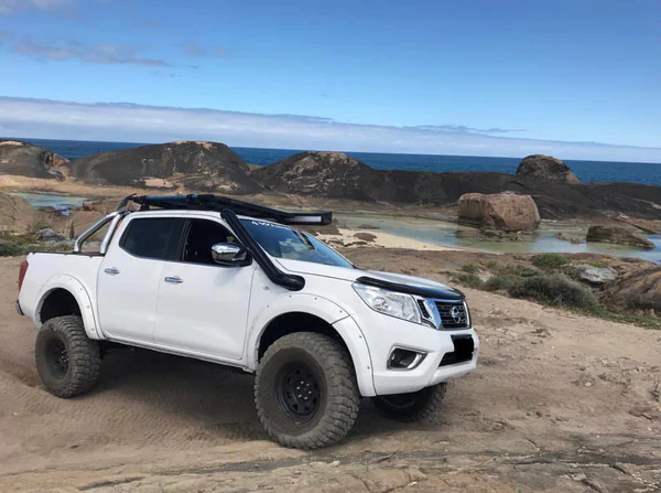 NP300/D23 Navara 4″ Stainless Steel Snorkel